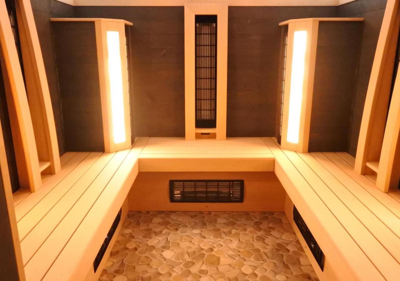 Hotel Gino Park Palace Považská Bystrica エクステリア 写真