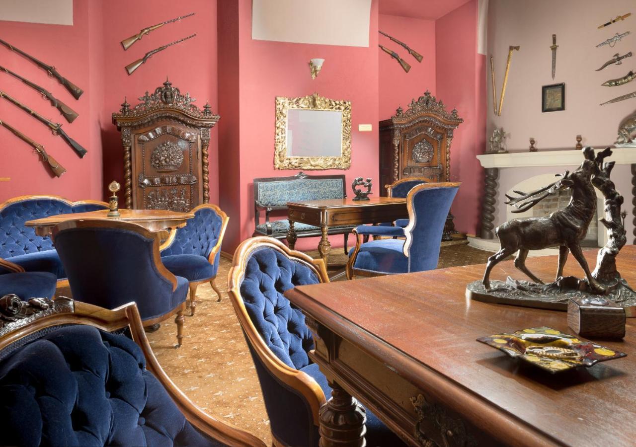 Hotel Gino Park Palace Považská Bystrica エクステリア 写真